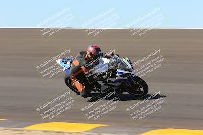 media/Oct-09-2022-SoCal Trackdays (Sun) [[95640aeeb6]]/Bowl (1015am)/